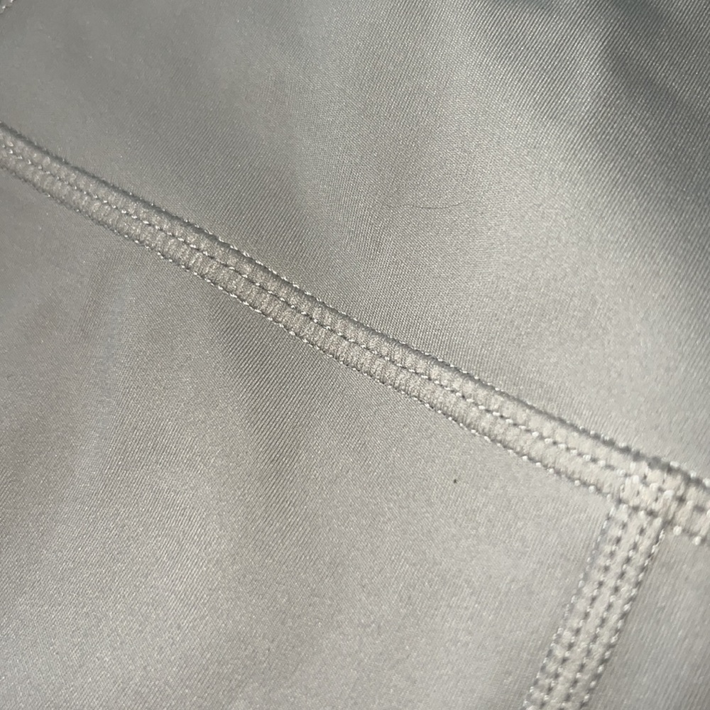 Size small grey athleta leggings! Only worn a few times. - Picture 4 of 5